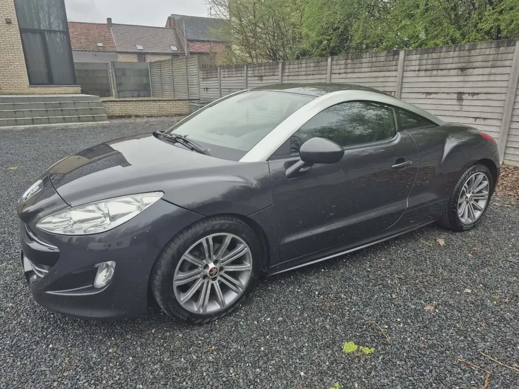 PEUGEOT RCZ