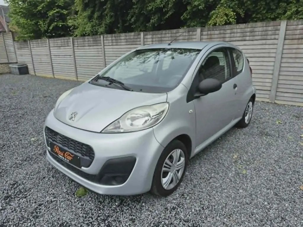 Peugeot 107 1.0 essence